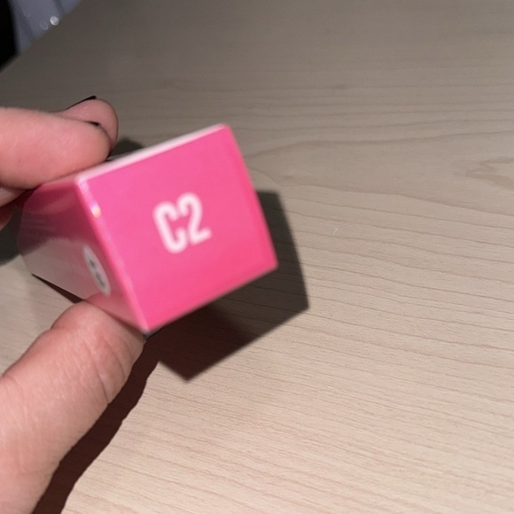 Jeffree Star Magic Star Liquid Concealer C2 Full Size 3.4ml NEW light - Picture 3 of 7